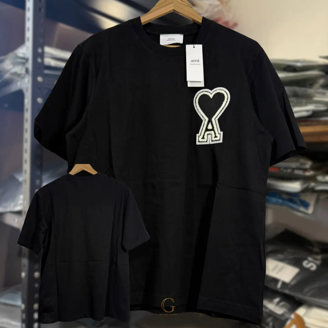 Ami Shirt WHITE OUTLINE